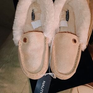 Nautica Beige Fuzzy Slippers